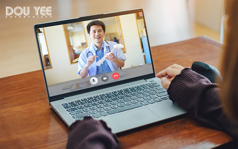 Tư vấn y tế trực tuyến qua máy tính xách tay